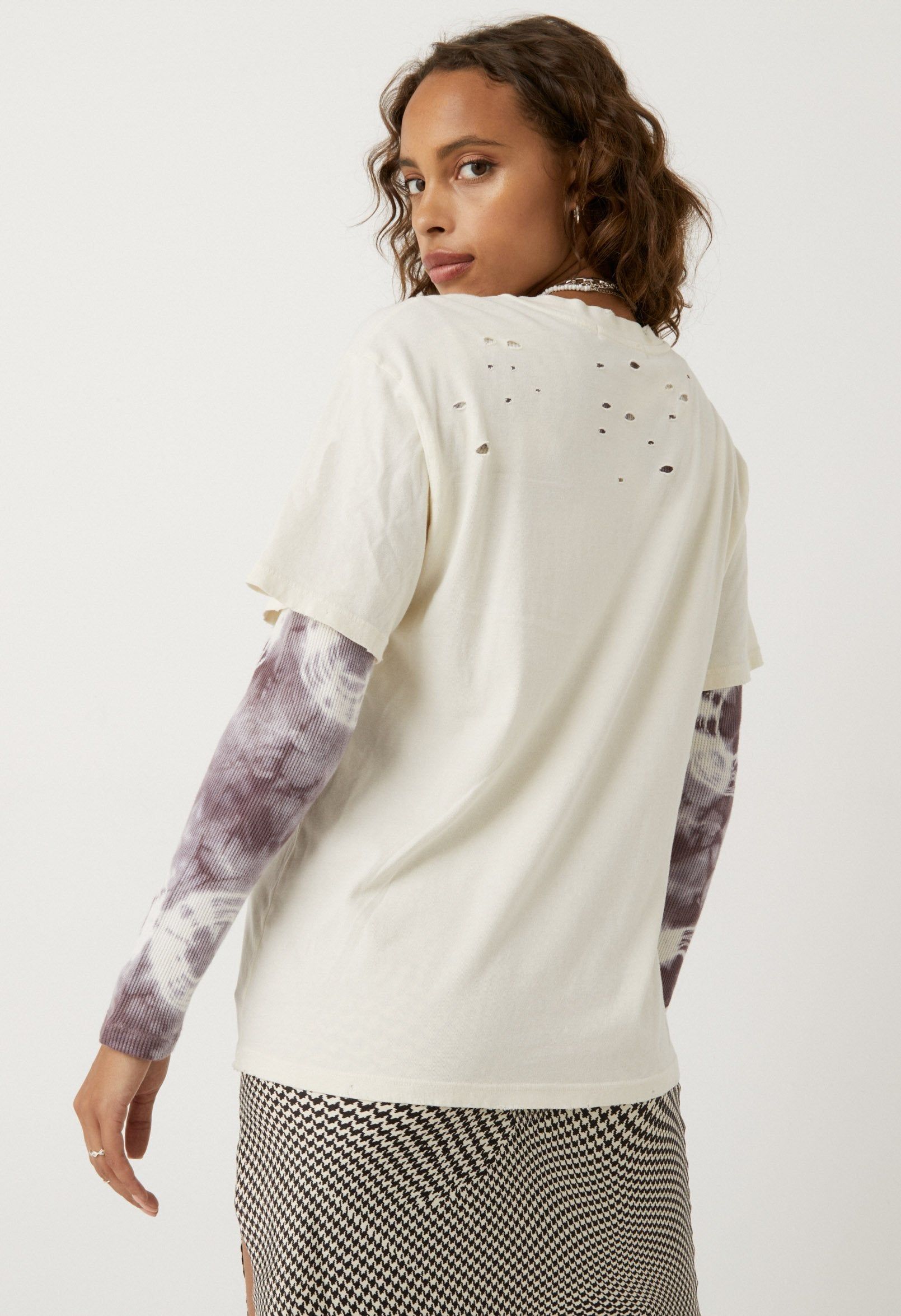 DAYDREAMER Sex Pistols Save The Queen Weekend Tee sold by 27 Boutique product image thumbnail 5