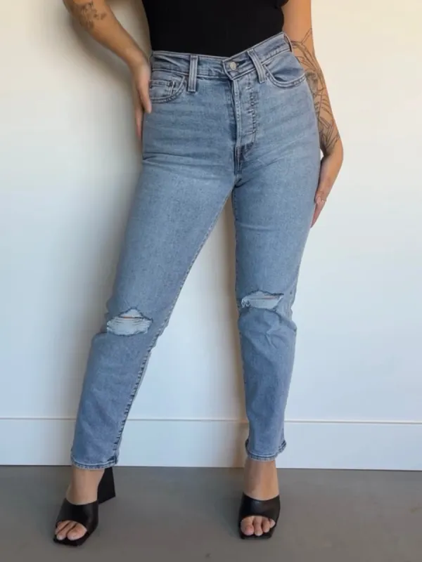 LEVI'S Wedgie Straight Bridge of Bellflower sold by 27 Boutique