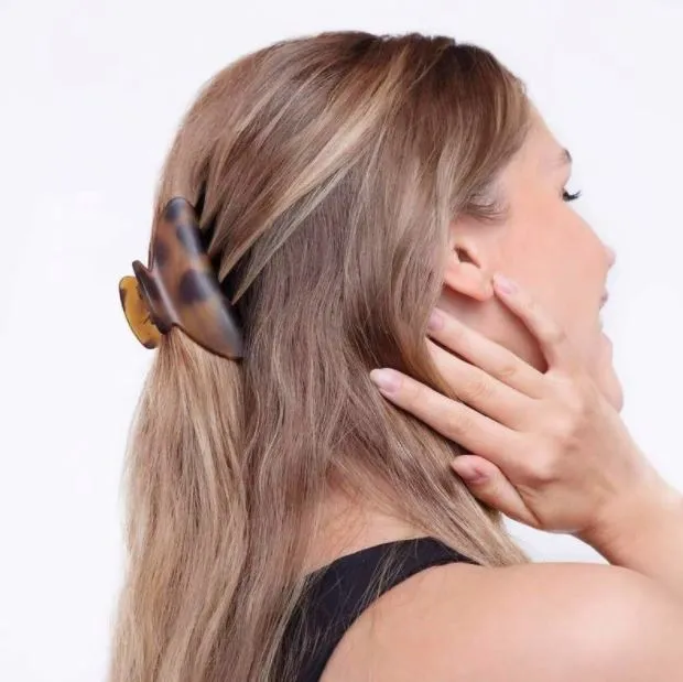 KITSCH Medium Claw Clip 2 Piece Set sold by 27 Boutique product image thumbnail 4