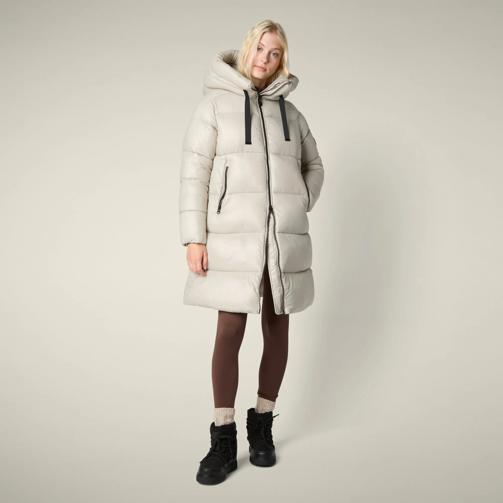 Women's Animal free puffer coat Isabel in rainy beige sold by Save The Duck product image thumbnail 2