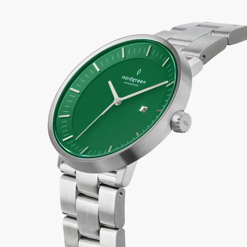 Philosopher | Green Dial - 3-Link sold by Nordgreen