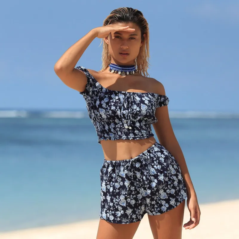 Helga Short sold by Andi bagus