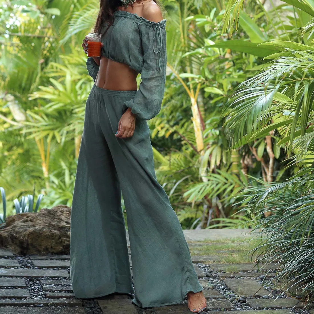 Gaia Long Pants sold by Andi bagus