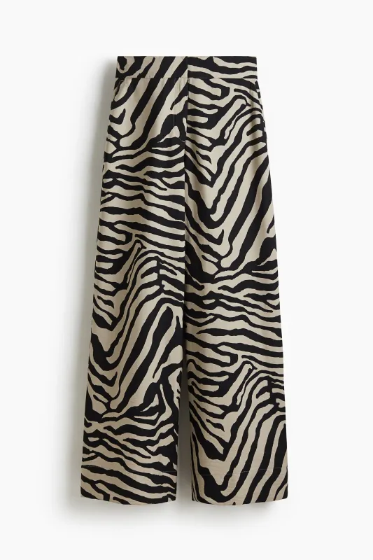 H & M - Wide twill trousers - Beige sold by H&M