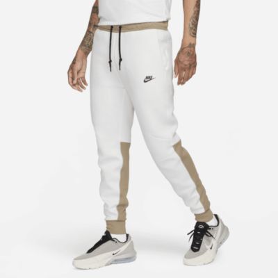 Joggery męskie Nike Sportswear Tech Fleece sold by Nike