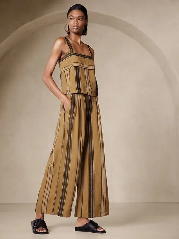 Mia Wide-Leg Cropped Linen Pant sold by Banana Republic