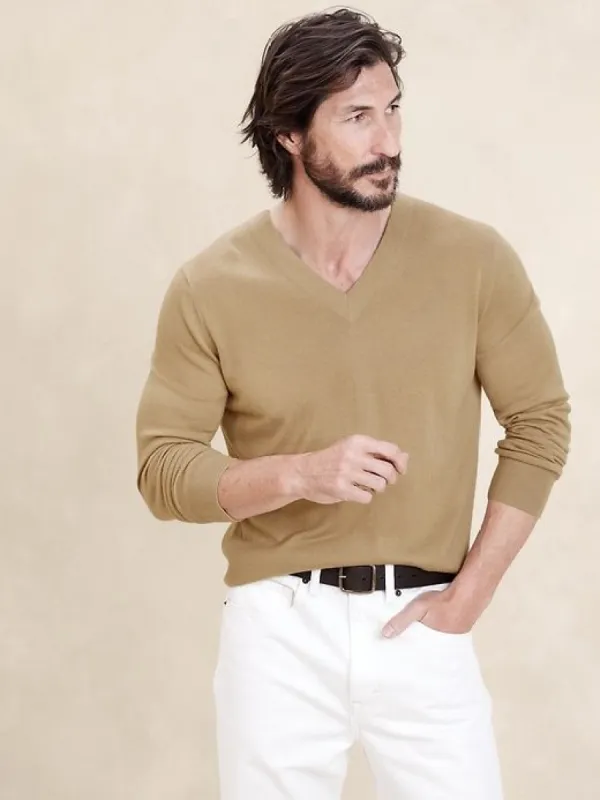 Stokke Cashmere-Silk V-Neck Sweater sold by Banana Republic