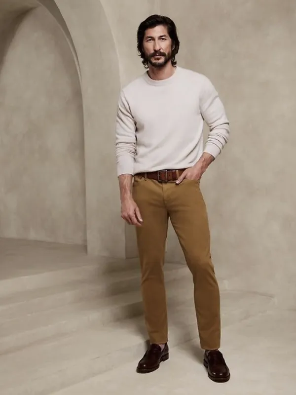 Skinny Traveler Pant 2.0 sold by Banana Republic