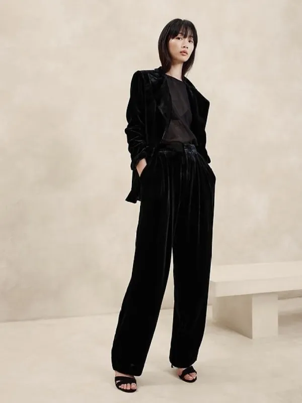 Norte Velvet Pleated Pant sold by Banana Republic