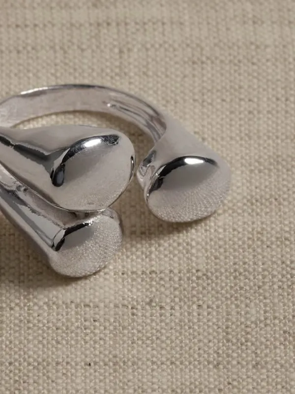 Ravena Triple Oval Ring | Aureus + Argent sold by Banana Republic
