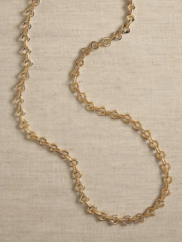 Ravena Teardrop Tiny Link Chain | Aureus + Argent sold by Banana Republic