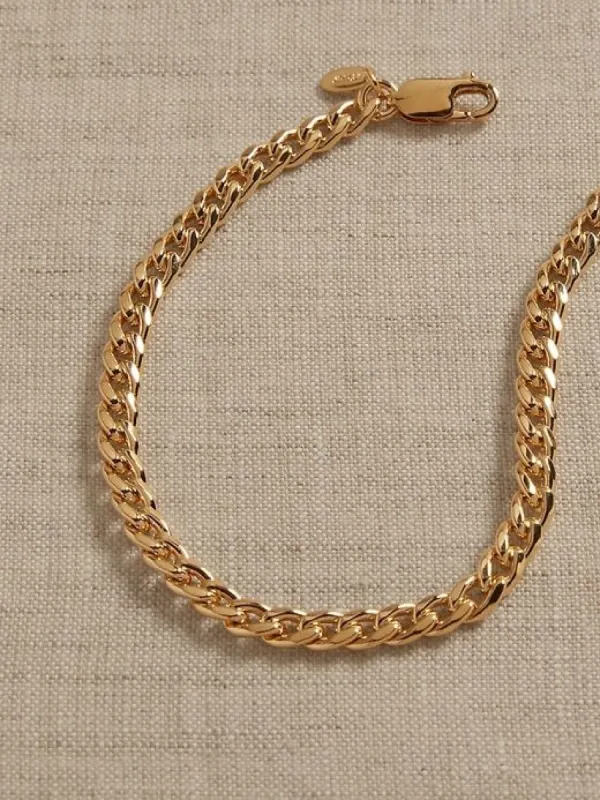 Ravena Delicate Curb Link Bracelet | Aureus + Argent sold by Banana Republic