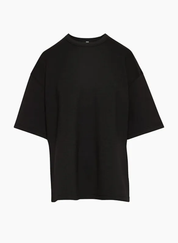 smooth plush™ downtime t-shirt sold by Aritzia