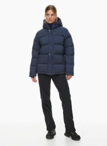 the super puff™ sold by Aritzia