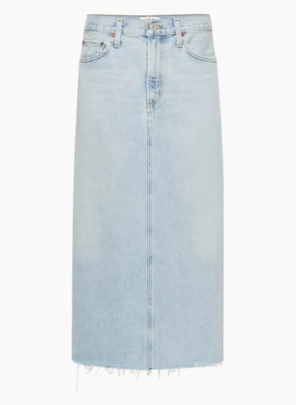 della jean skirt sold by Aritzia