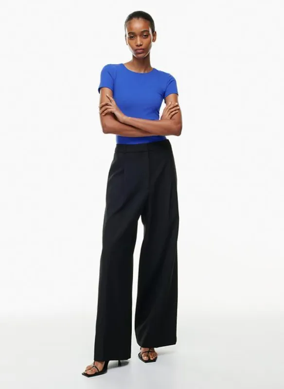 contour crew hip t-shirt sold by Aritzia