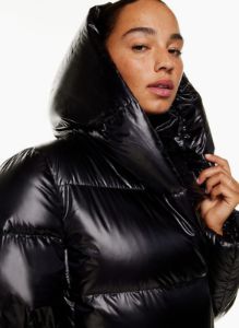 the duvet puffer short sold by Aritzia