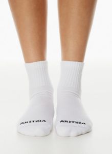 best-ever ankle sock 3-pack sold by Aritzia