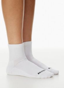 best-ever ankle sock 3-pack sold by Aritzia