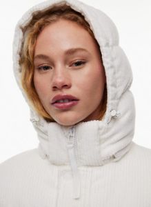 the super puff™ sold by Aritzia