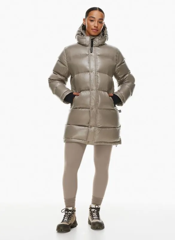 the super puff™ mid sold by Aritzia