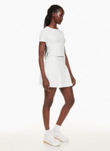 tnamove™ overhand pleated skirt sold by Aritzia
