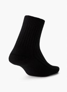 unwind ankle sock sold by Aritzia