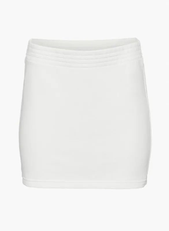 easy-go skirt sold by Aritzia