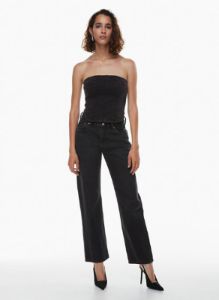 the 80s comfy lo-rise loose jean sold by Aritzia