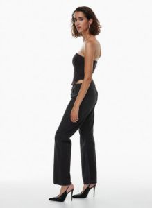 the 80s comfy lo-rise loose jean sold by Aritzia
