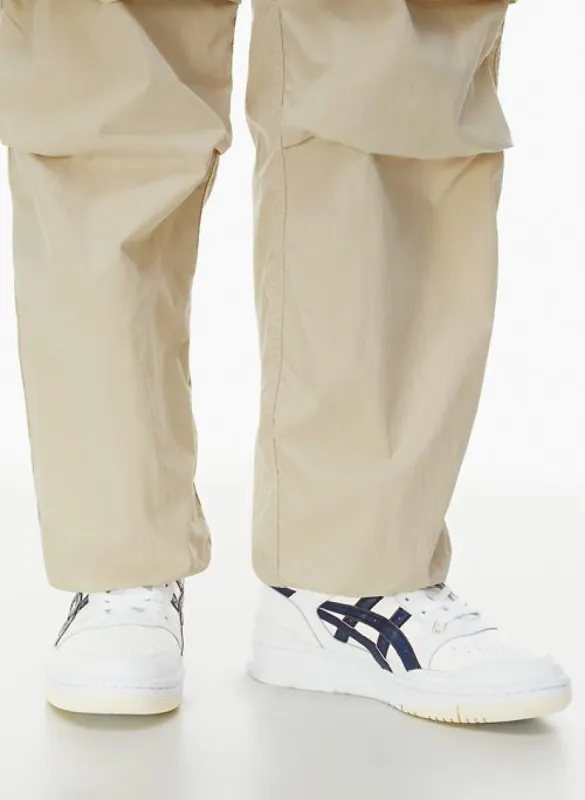 ex89 sold by Aritzia