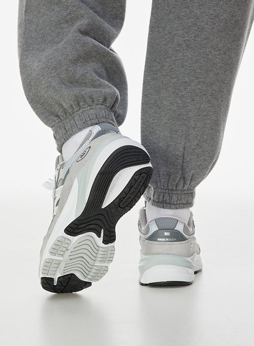 990v6 sold by Aritzia product image thumbnail 2