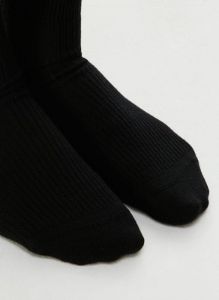 day ankle sock sold by Aritzia