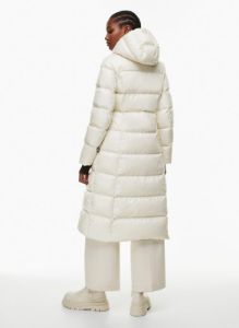the supersnug puff™ long sold by Aritzia