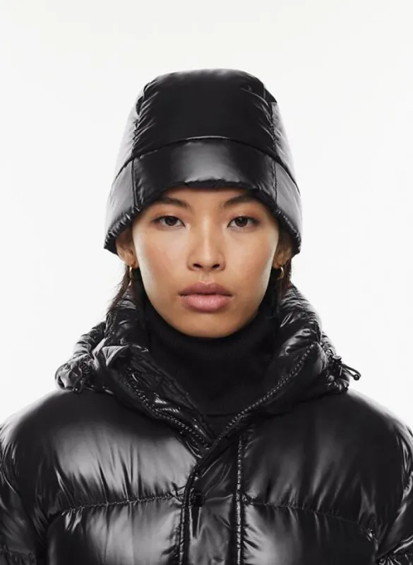 the super puff™ beanie sold by Aritzia