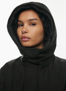 the new summit parka sold by Aritzia