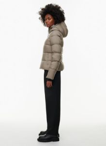the supersnug puff™ sold by Aritzia
