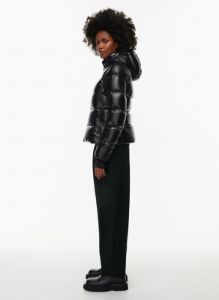the supersnug puff™ sold by Aritzia