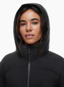the super puff₂o™ long sold by Aritzia
