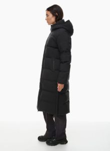 the super puff₂o™ long sold by Aritzia