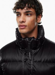 the super puff™ mens sold by Aritzia