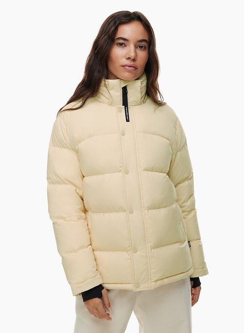 the super puff™ sold by Aritzia product image thumbnail 3