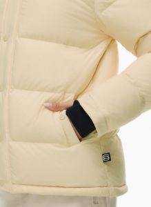 the super puff™ sold by Aritzia