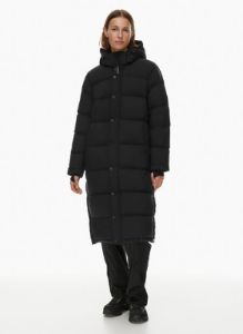 the super puff™ long sold by Aritzia