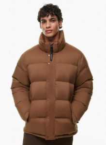 the super puff™ mens sold by Aritzia