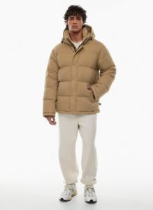 the super puff™ mens sold by Aritzia