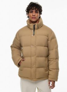 the super puff™ mens sold by Aritzia