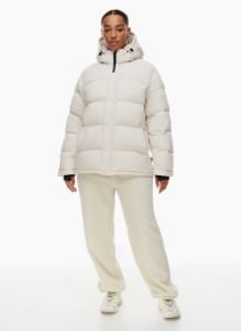the super puff™ sold by Aritzia