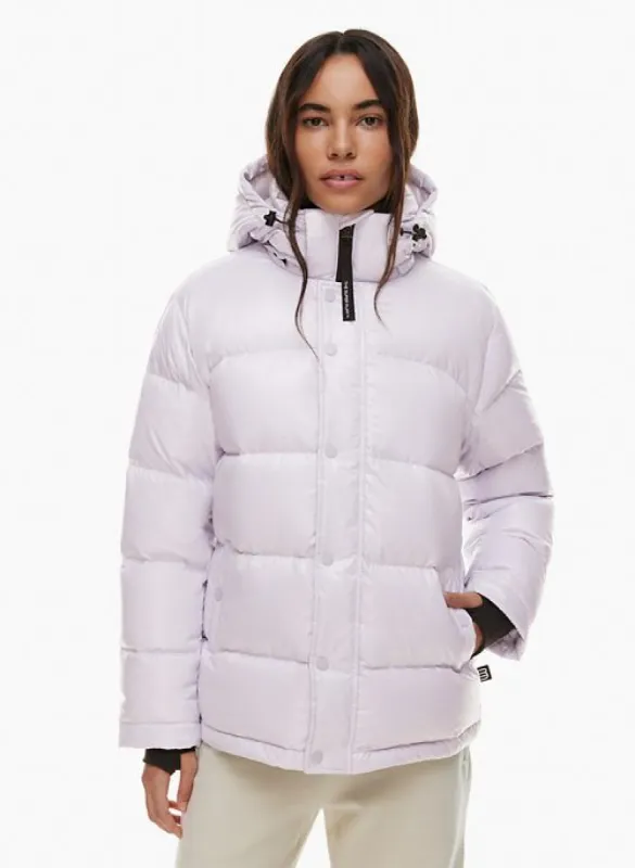 the super puff™ sold by Aritzia