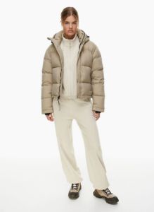 the super puff™ shorty sold by Aritzia